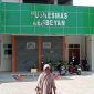 Puskesmas Lembeyan, lokasi perawatan sejumlah warga Desa Dukuh yang keracunan usai menyantap hidangan hajatan. Foto: Neumedia.id/Fatihah