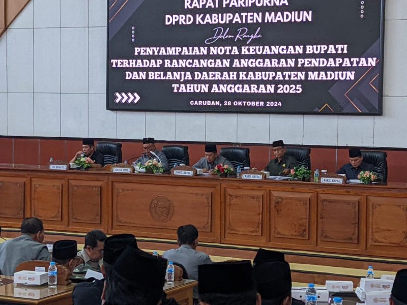 DPRD Kabupaten Madiun Gelar Rapat Paripurna Bahas Nota Keuangan RAPBD Tahun 2025, Senin (28/10/2024).