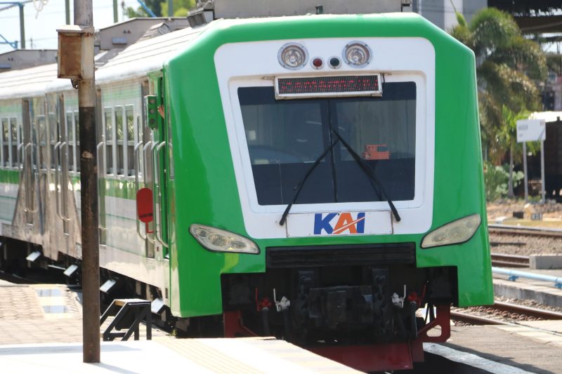 Penampakan KA BIAS yang resmi beroperasi mulai Minggu (3/11/2024). Foto: Humas KAI Daop 7 Madiun for neumedia