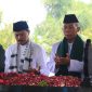 Calon Walikota Madiun, Maidi, berziarah ke makam tokoh-tokoh penting Kota Madiun. Foto : istimewa 