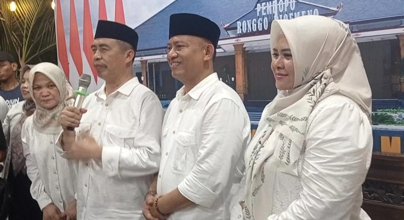 Paslon Harmonis deklarasi kemenangan berdasarkan hitung cepat, Rabu (27/11/2024) malam.