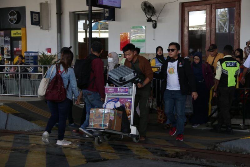 Libur Tahun Baru 2025, KAI Daop 7 Madiun imbau penumpang patuhi aturan barang bawaan.