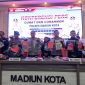 Polres Madiun Kota gelar press release ungkap 19 kasus curanmor dan satu kasus pencurian brankas, Kamis (30/1/2025).