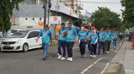 Jalan sehat yang digelar KAI Daop 7 Madiun sekaligus jadi ajang sosialisasi KA Madiun Jaya yang akan resmi diluncurkan pada Sabtu (1/2/2025).