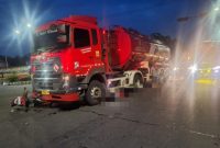 Kecelakaan truk tangki vs sepeda motor di Madiun mengakibatkan satu orang meninggal dan tiga luka-luka. Foto : Satlantas Polres Madiun for NEUMEDIA