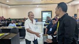 Arnowo Widjaja (baju putih) resmi terpilih sebagai Ketua KONI Kabupaten Madiun. 