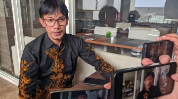 Anggota KPU Jatim, Nur Salam, ditemui di Hotel Aston usai acara FGD Evaluasi Pemilihan 2024 KPU Kota Madiun, Senin (24/2/2025)