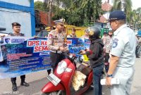 Operasi Keselamatan Semeru 2025 di terminal bus Caruban, Selasa (18/2/2025).