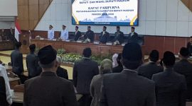 Paripurna Sertijab Bupati dan Wabup Madiun di gedung DPRD Kabupaten Madiun, Senin (3/3/2025)