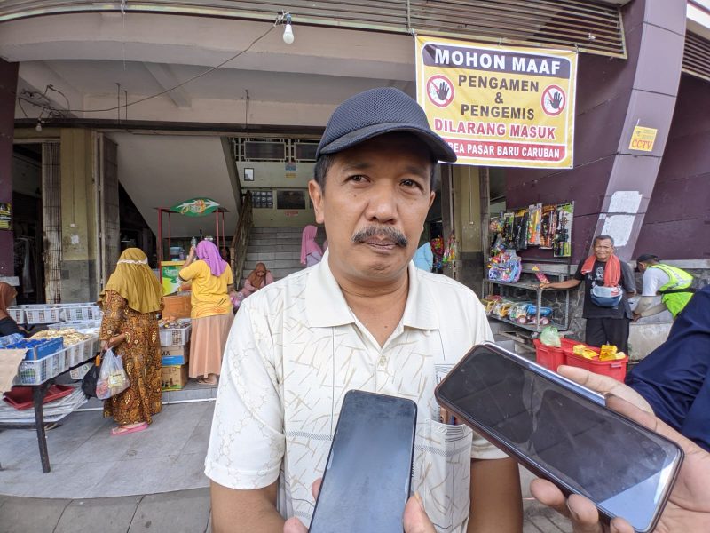 Ketua Paguyuban Pasar Baru Caruban Muhammad Danan Puja Murjoko.