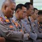 Polres Madiun gelar Salat Gaib untuk tiga anggota Polri di Way Kanan yang gugur dalam tugas. Foto: Humas Polres Madiun