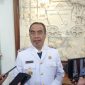 Bupati Madiun Hari Wuryanto memberikan penjelasan kepada awak media usai zoom meeting dengan Wamendagri di pendopo Muda Graha, Jumat (25/4/2025)
