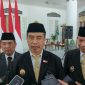 Bupati Madiun Hari Wuryanto diwawancarai awak media usai melantik ratusan pejabat fungsional di pendopo Muda Graha, Jumat (23/5/2025)