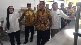 Cek kesiapan dua dapur MBG di Desa Sidorejo, Kecamatan Kebonsari, Kabupaten Madiun, Jumat (2/5/2025)