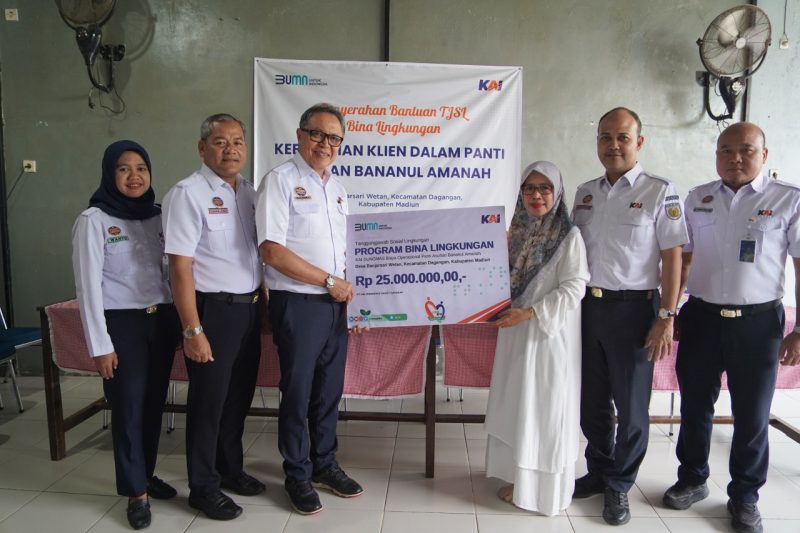 KAI Daop 7 Madiun kucurkan Rp841 Juta untuk program TJSL.