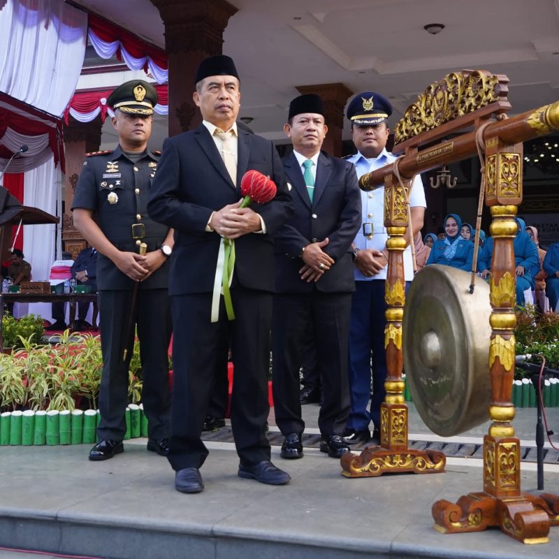 Peresmian KDMP Kabupaten Madiun ditandai dengan pemukulan gong oleh Bupati Madiun, H. Hari Wuryanto, yang didampingi oleh Wakil Bupati dr. Purnomo Hadi, serta jajaran Forum Koordinasi Pimpinan Daerah (Forkopimda) Kabupaten Madiun.