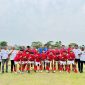 Hadir di lapangan, Ketua DPRD Kabupaten Madiun, Fery Sudarsono memberikan dukungan penuh kepada Tim Sepak Bola U-17 Kabupaten Madiun yang tengah berlaga dalam Piala Soeratin 2025 Zona Jawa Timur di Lamongan. 