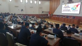 Rapat paripurna DPRD Kabupaten Madiun dengan agenda penyampaian pandangan umum fraksi-fraksi terhadap Rancangan Perubahan APBD Tahun Anggaran 2025, Jumat (11/7/2025) 