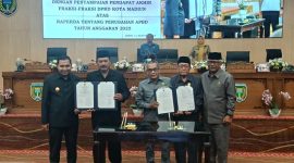 DPRD Kota Madiun bersama Pemerintah Kota (Pemkot) Madiun resmi menyetujui Rancangan Peraturan Daerah (Raperda) tentang Perubahan APBD Tahun Anggaran 2025.