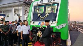 Perjalanan perdana KA BIAS diberangkatkan langsung oleh Bupati Madiun Hari Wuryanto bersama Vice President KAI Daop 7 Madiun, Suharjono, Minggu (17/8/2025). 