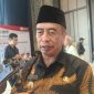Bupati Madiun Hari Wuryanto memberikan keterangan kepada awak media perihal pembukaan pendaftaran pengisian kursi kepala dinas yang masih kosong, Jumat (22/8/2025). 