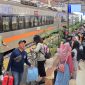 Suasana stasiun Madiun jelang libur Maulid Nabi, Kamis (4/9/2025). 