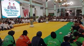 Pemkab Madiun menggelar doa bersama untuk negeri di Pendopo Muda Graha, Senin (1/9/2025) malam.