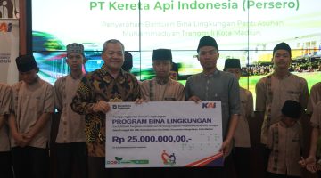 KAI Daop 7 Madiun Salurkan Bantuan TJSL Rp227 Juta untuk Pesantren dan Panti Asuhan