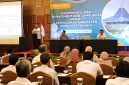 Wakil Bupati Madiun, dr. Purnomo Hadi, memberikan arahan pada hari kedua Workshop Governance, Risk, and Compliance (GRC) Tahun 2025 yang digelar di Hotel Aston, Kota Madiun, Rabu (8/10/2025). 