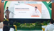 Bupati Madiun Hari Wuryanto memberikan arahan dalam Forum Komunikasi Publik di RSUD Dolopo, Rabu (8/4/2026) 