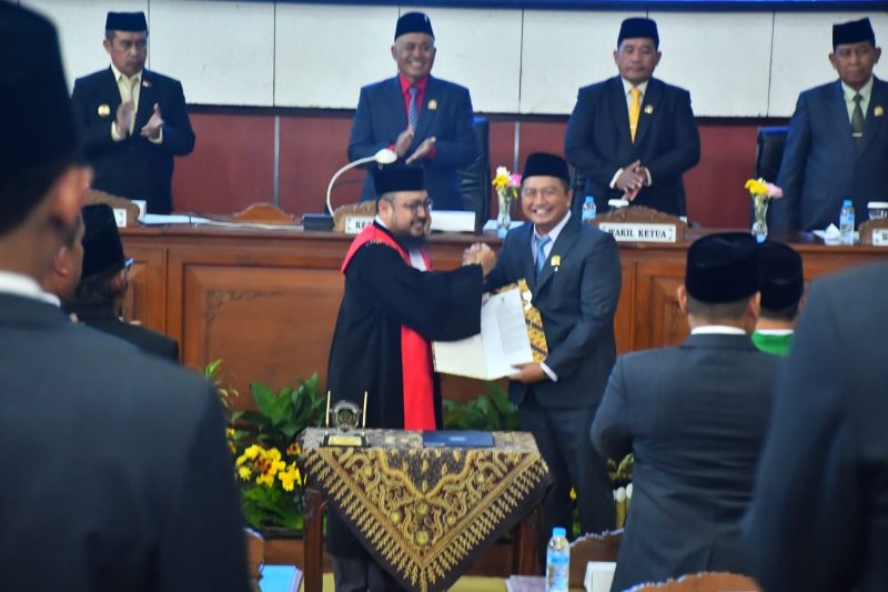 Agus Prayitno resmi menjabat Wakil Ketua DPRD Kabupaten Madiun menggantikan Ali Masngudi