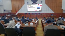 Bupati Madiun Hari Wuryanto menyampaikan rancangan Perubahan APBD 2026 dalam rapat paripurna DPRD Kabupaten Madiun, Senin (24/8/2026).
