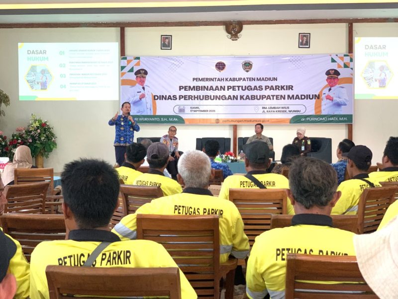 Pembinaan juru parkir (Jukir) Kabupaten Madiun di RM Lembah Wilis, Kamis (17/9/2026) 